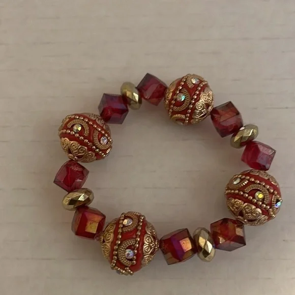 Copy - red bracelet - Picture 2 of 2